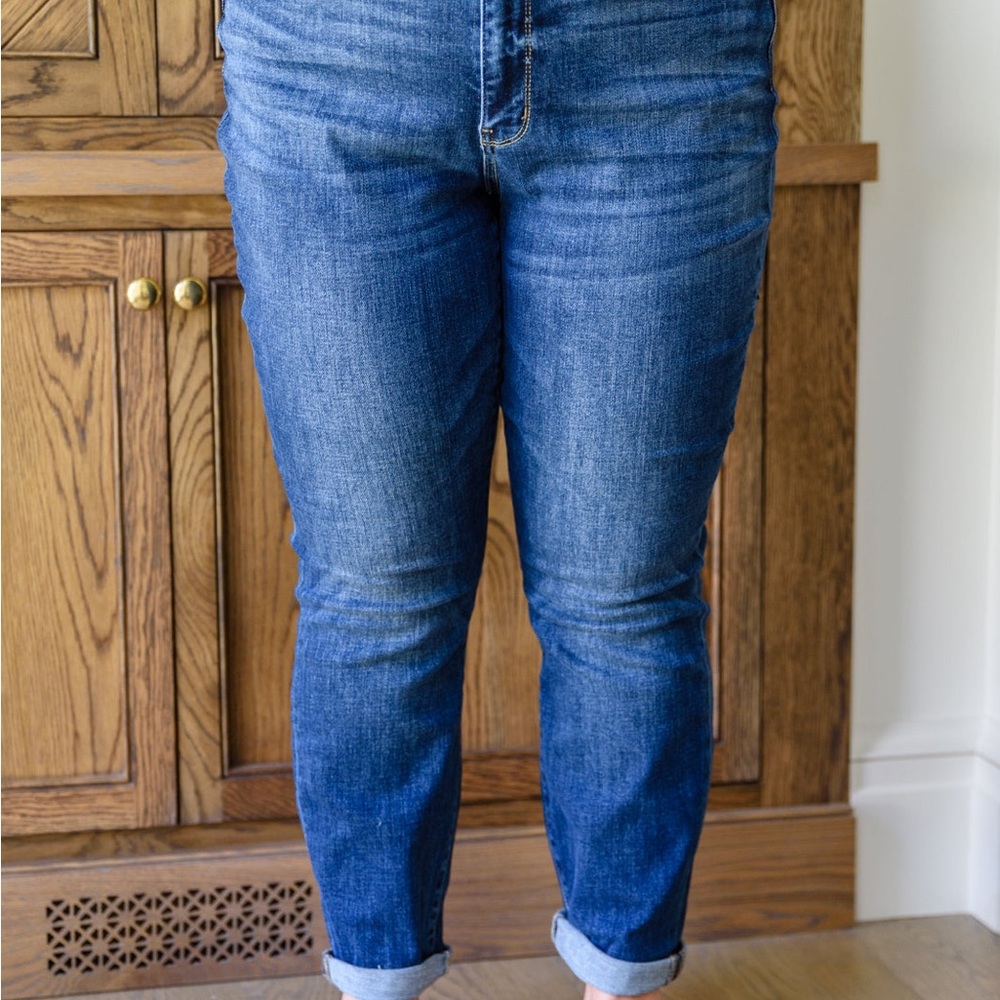 Judy Blue Size 16W Mid Rise Boyfriend Jeans